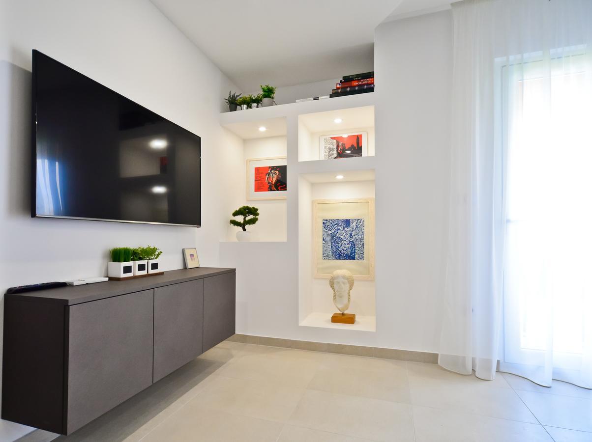 Apartman Andrea L Pomer Exterior foto